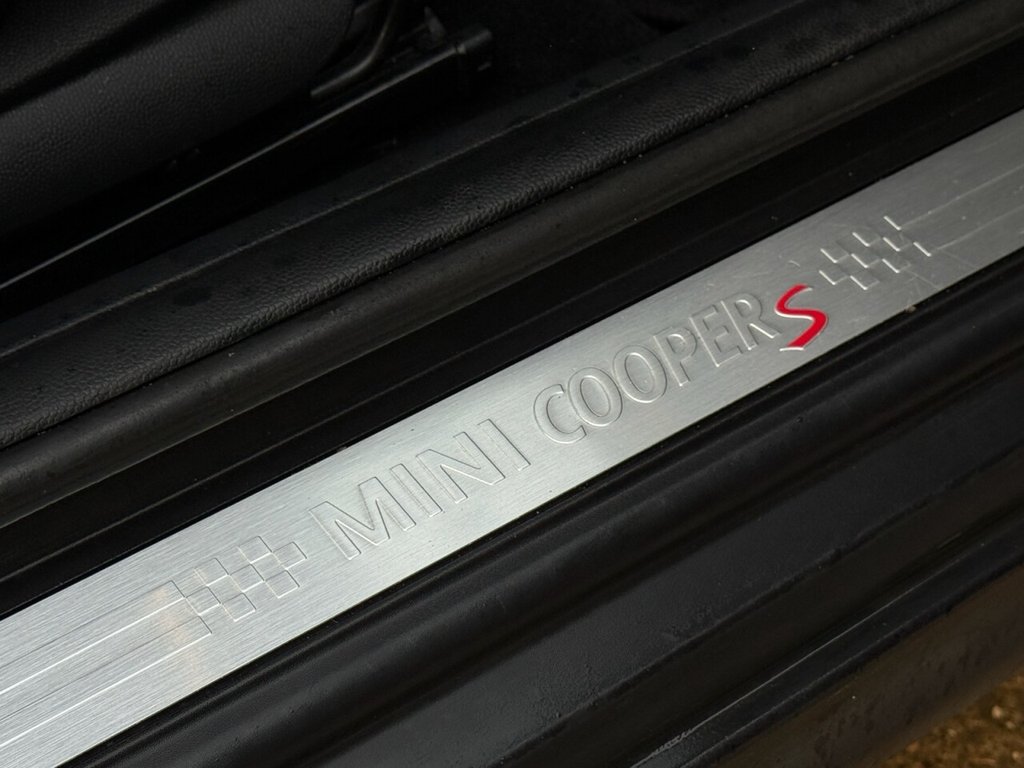 Used MINI Hatch 2014 for sale - 76851055: Photo 30