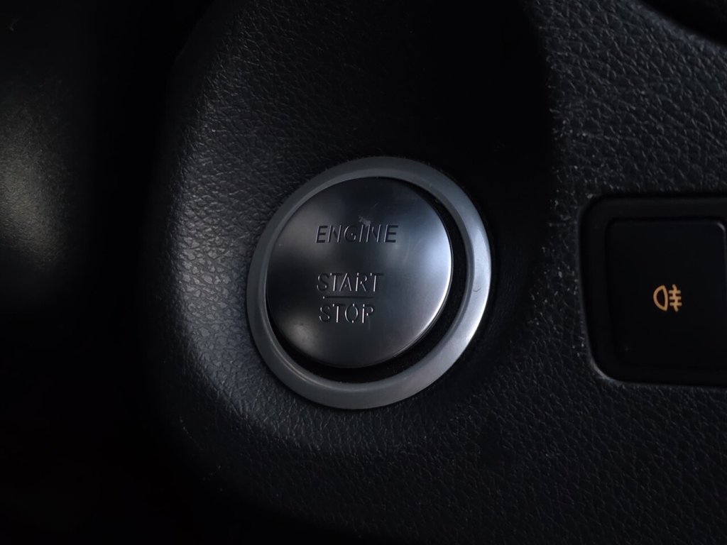 Used Mercedes-Benz GLA 2018 for sale - 76820879: Photo 18