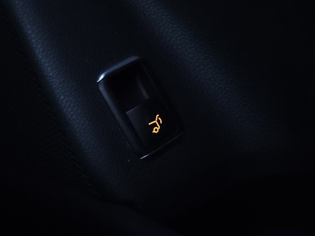 Used Mercedes-Benz GLA 2018 for sale - 76820879: Photo 19