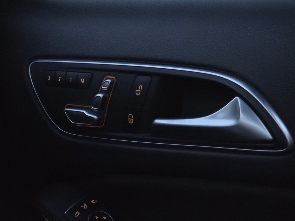 Used Mercedes-Benz GLA 2018 for sale - 76820879: Photo 21