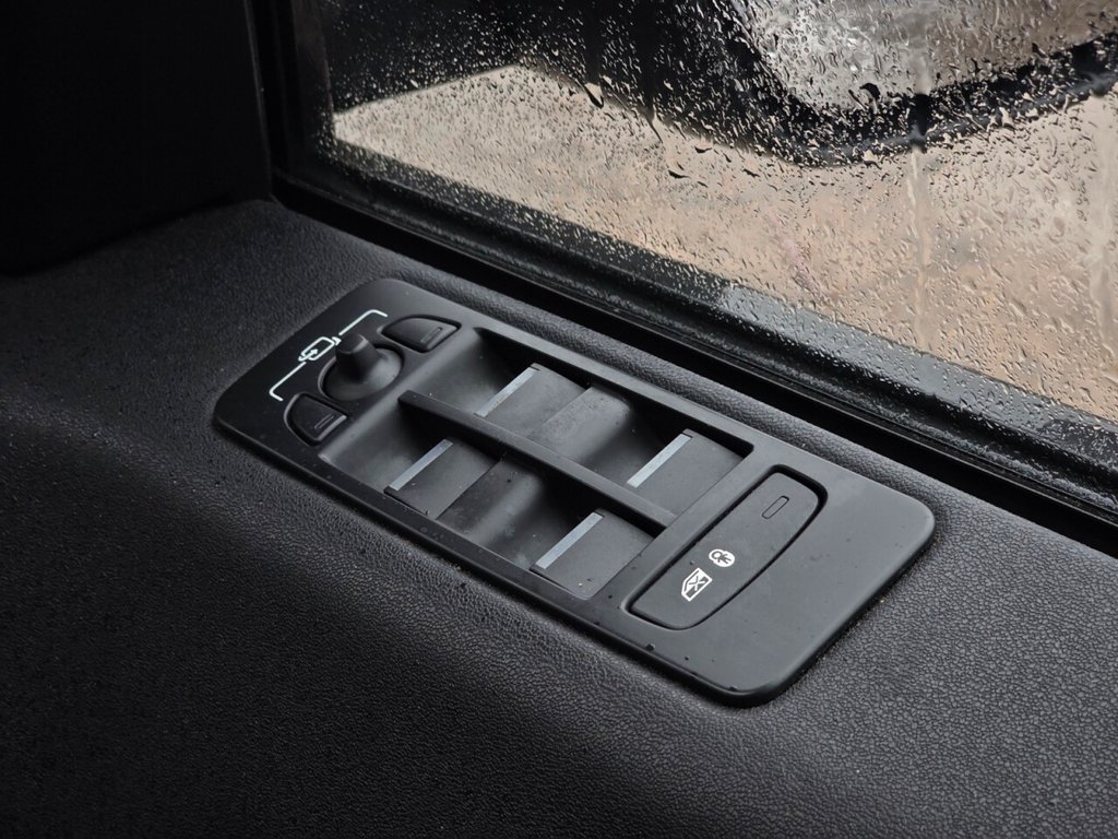 Used Land Rover Discovery Sport 2016 for sale - 77534287: Photo 33