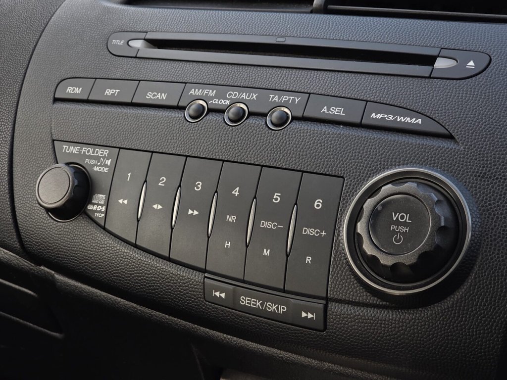 Used Honda Civic 2010 for sale - 78022068: Photo 31