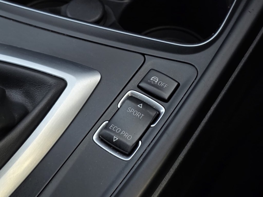 Used BMW 3 Series 2017 for sale - 77765658: Photo 23