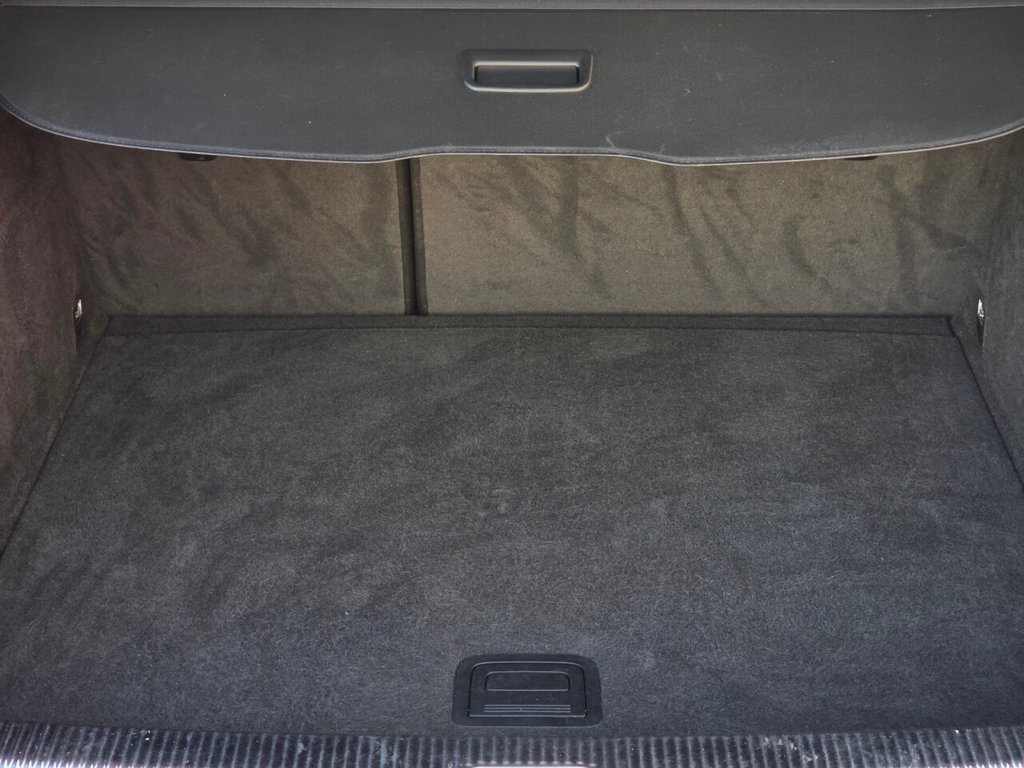 Used Audi Q3 2018 for sale - 77082360: Photo 43