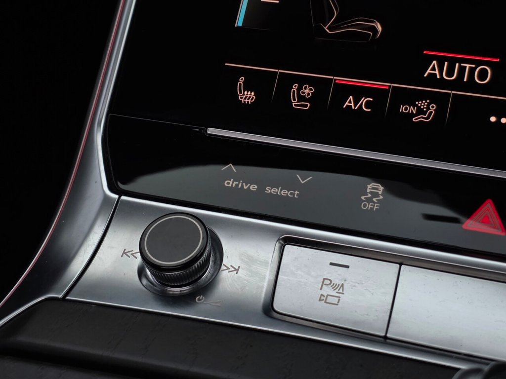 Used Audi RS6 Avant 2020 for sale - 77880116: Photo 21