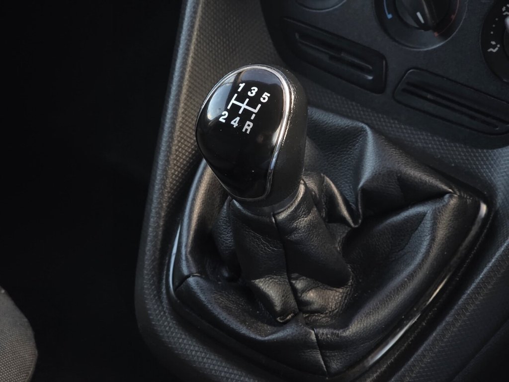 Used Ford Transit Connect 2014 for sale - 77050801: Photo 21