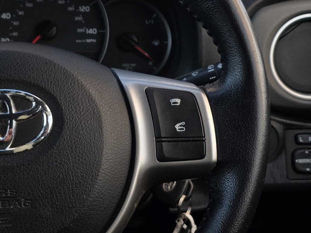 Used Toyota Yaris 2012 for sale - 76820854: Photo 20