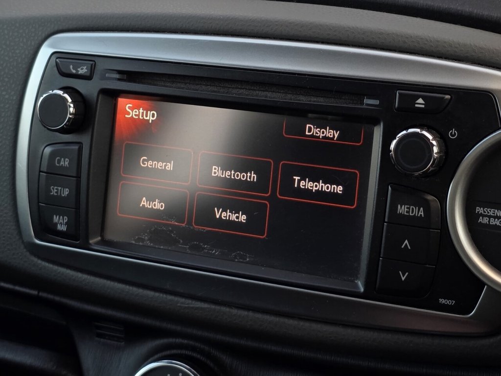 Used Toyota Yaris 2012 for sale - 76820854: Photo 32