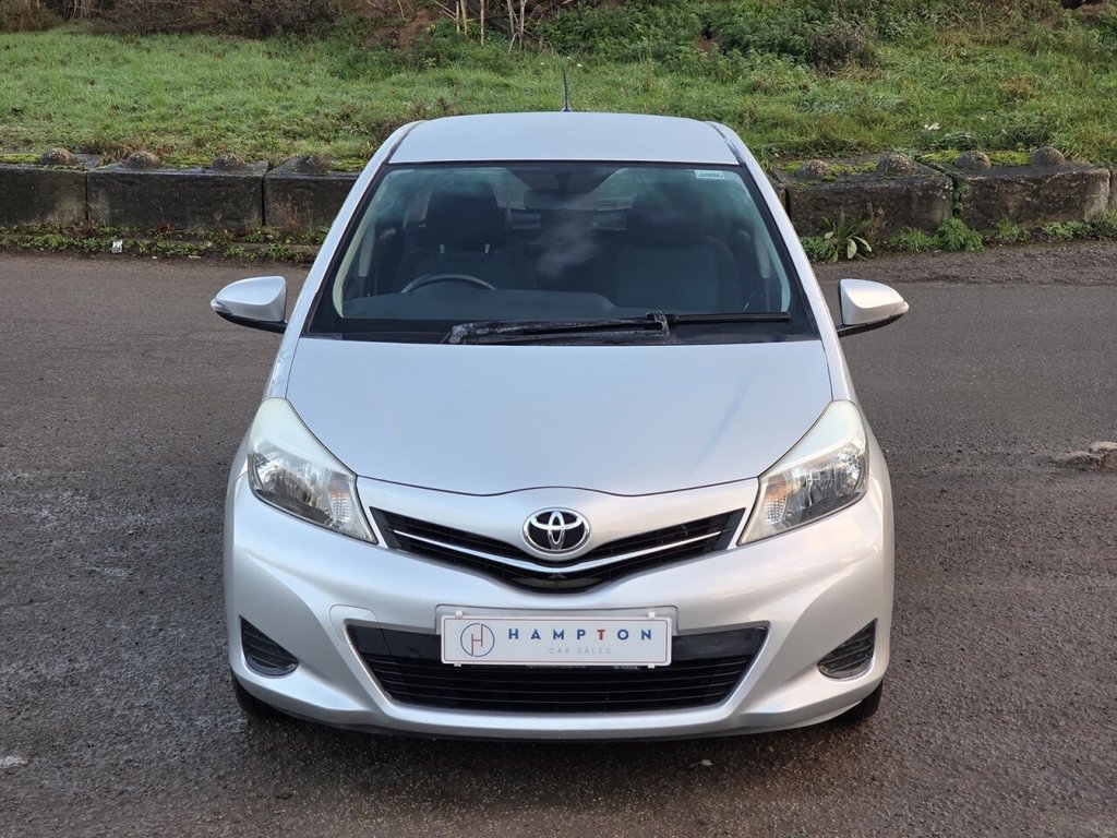 Used Toyota Yaris 2012 for sale - 76820854: Photo 4