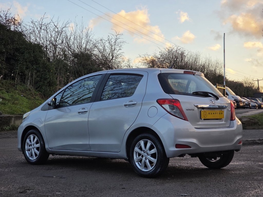 Used Toyota Yaris 2012 for sale - 76820854: Photo 6