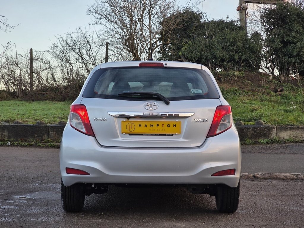 Used Toyota Yaris 2012 for sale - 76820854: Photo 8
