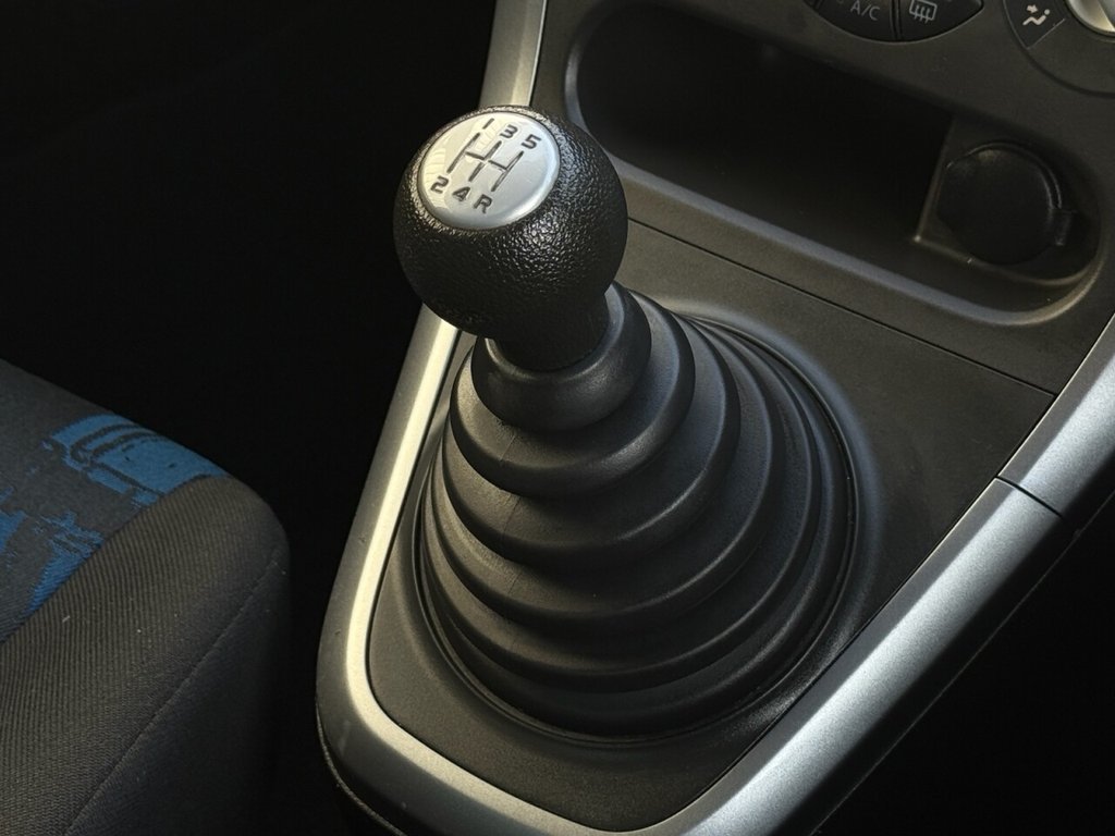 Used Vauxhall Agila 2012 for sale - 76942876: Photo 24