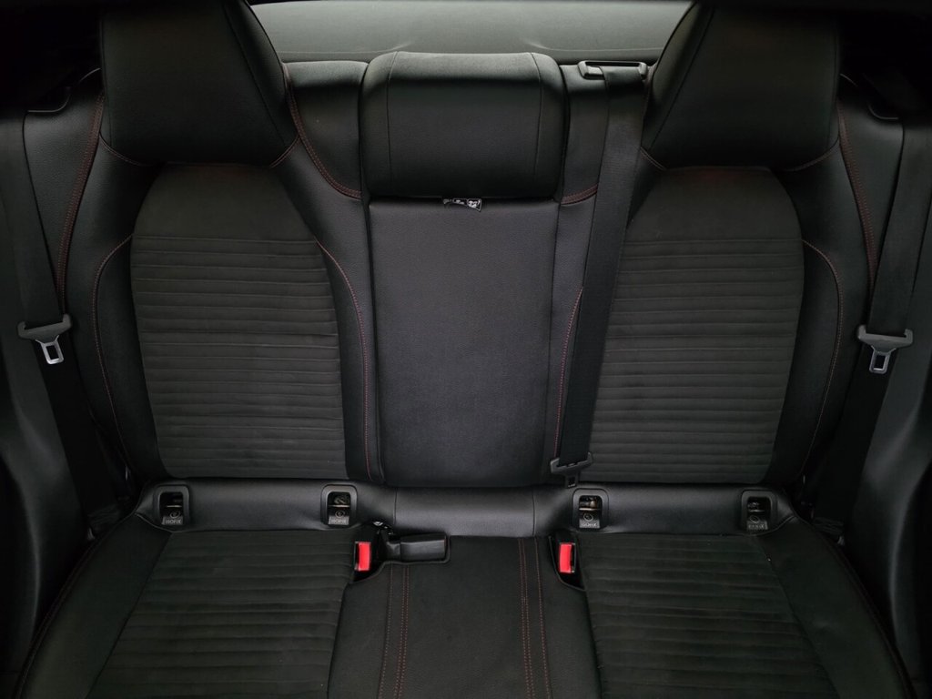 Used Mercedes-Benz GLA 2017 for sale - 76552064: Photo 11