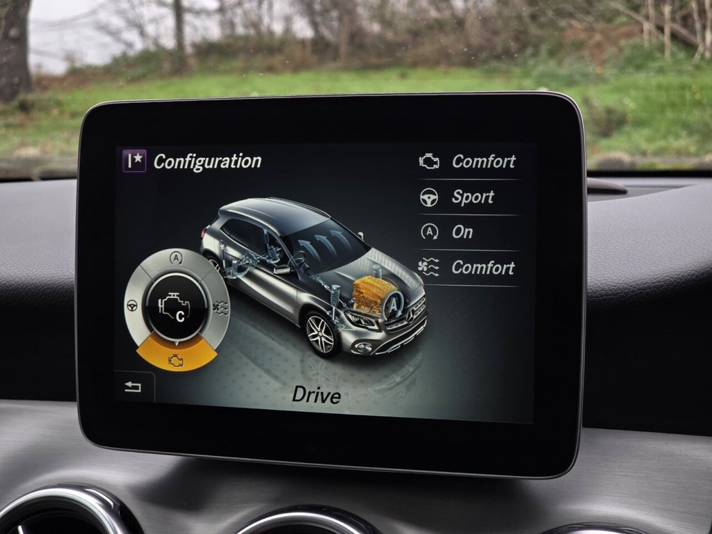 Used Mercedes-Benz GLA 2017 for sale - 76552064: Photo 42