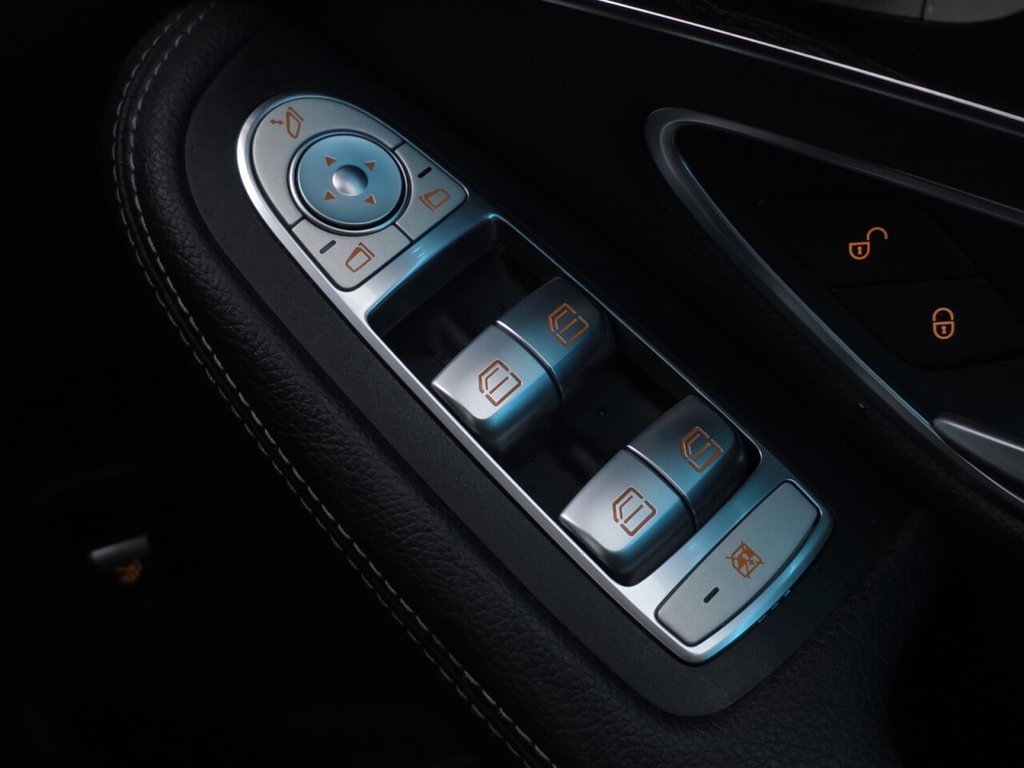 Used Mercedes-Benz GLC 2017 for sale - 76826465: Photo 38