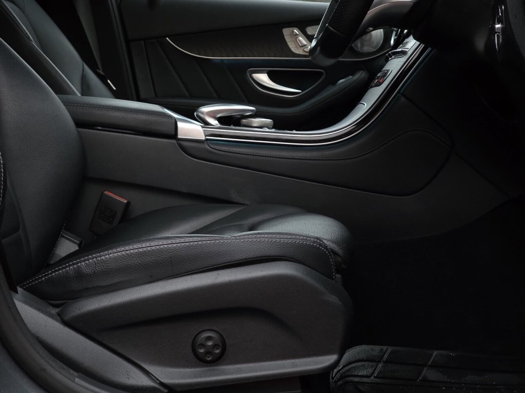 Used Mercedes-Benz GLC 2017 for sale - 76826465: Photo 40