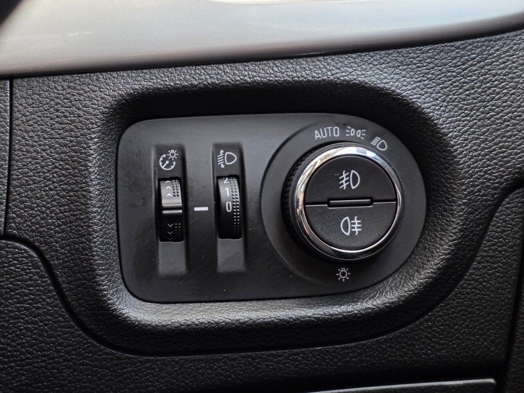 Used Vauxhall Astra 2020 for sale - 77680354: Photo 33