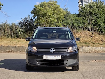 Used Volkswagen Touran 2015 for sale - 75128580: Photo