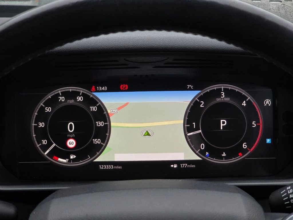 Used Land Rover Discovery 2018 for sale - 77470492: Photo 19