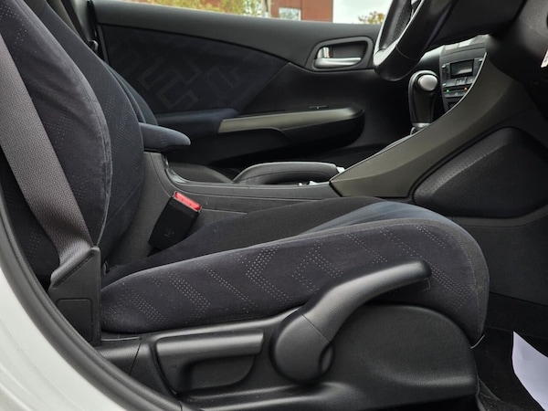 Used Honda Civic 2013 for sale - 76304158: Photo 16