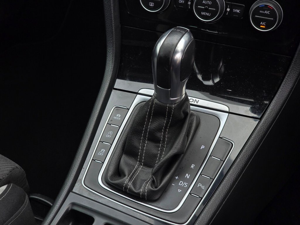 Used Volkswagen Golf 2014 for sale - 77720348: Photo 23