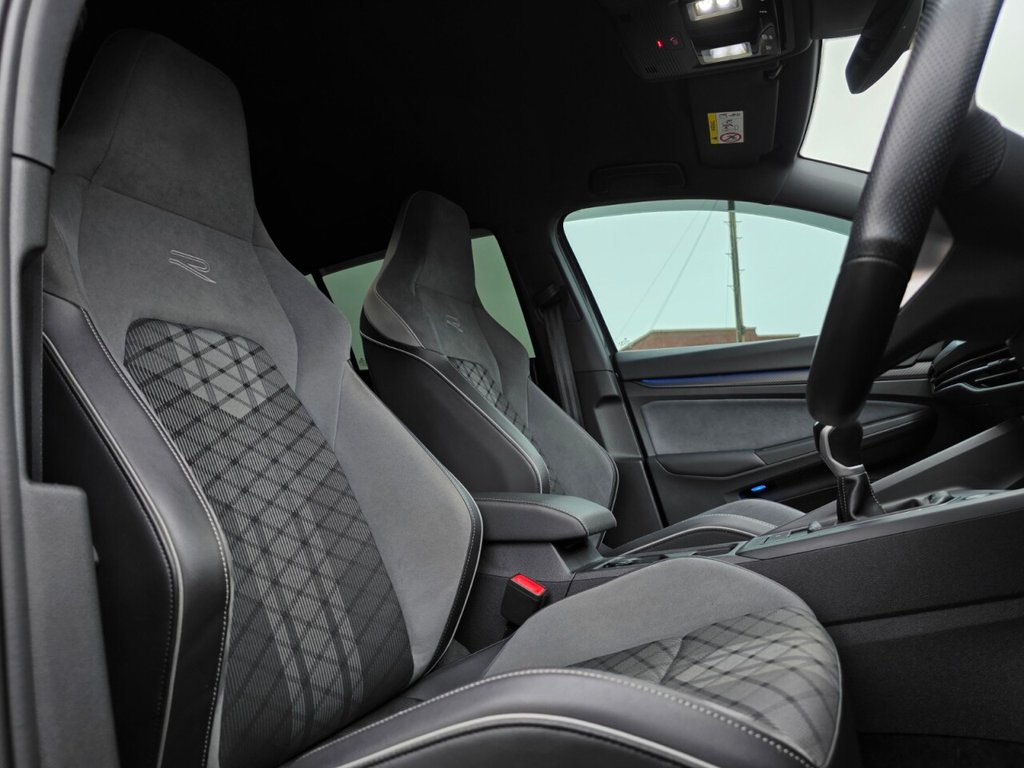 Used Volkswagen Golf 2020 for sale - 77820921: Photo 11