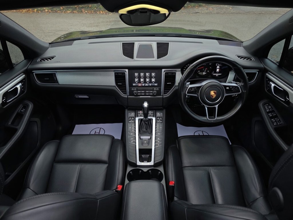 Used Porsche Macan 2018 for sale - 76642250: Photo 12