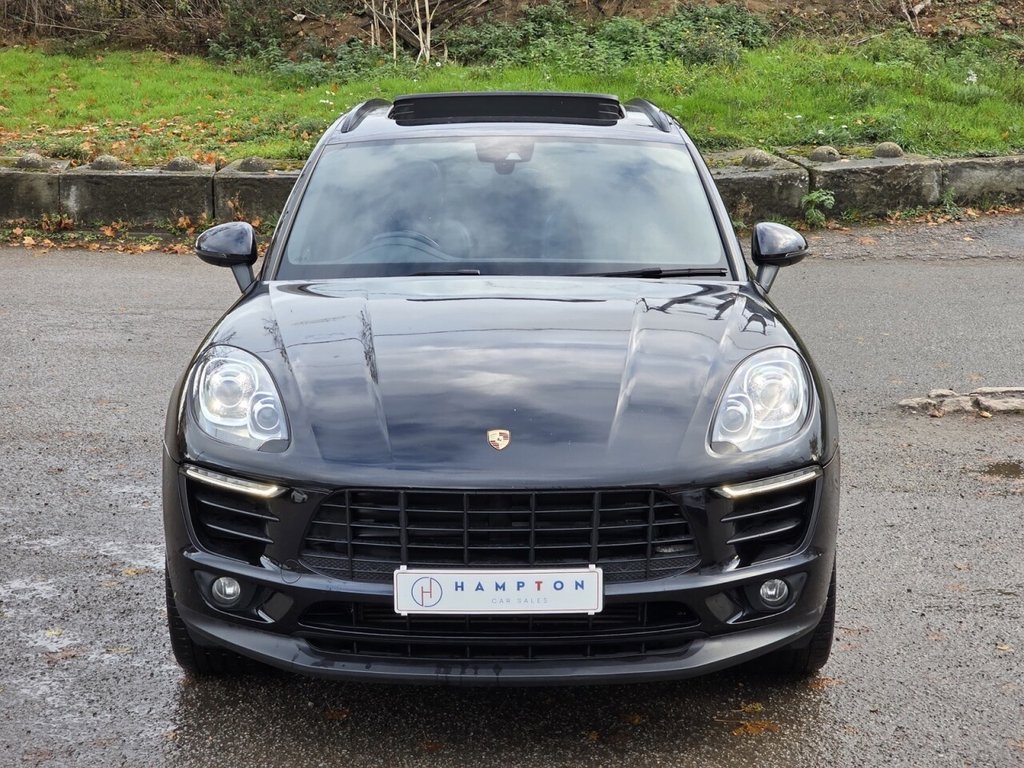 Used Porsche Macan 2018 for sale - 76642250: Photo 3