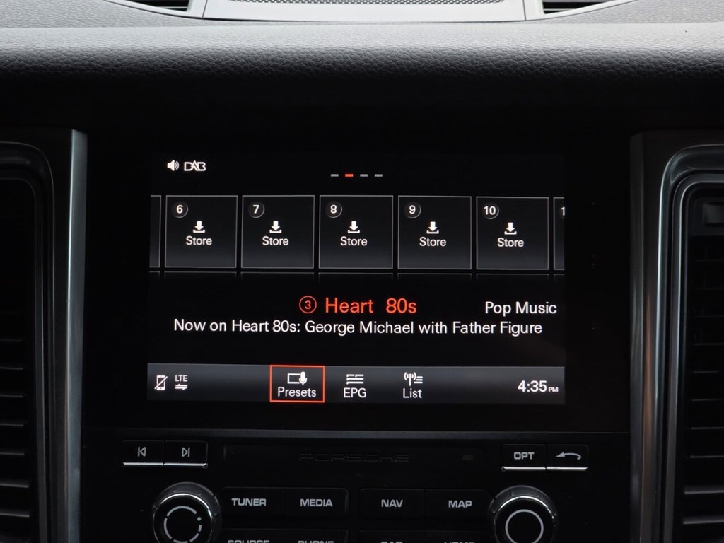 Used Porsche Macan 2018 for sale - 76642250: Photo 35