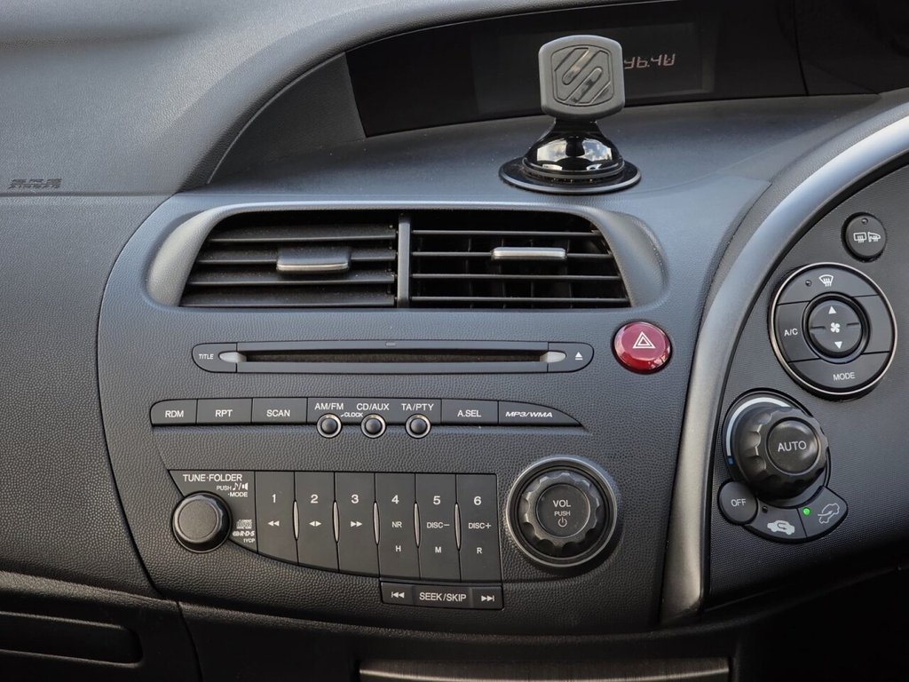 Used Honda Civic 2010 for sale - 78212563: Photo 28