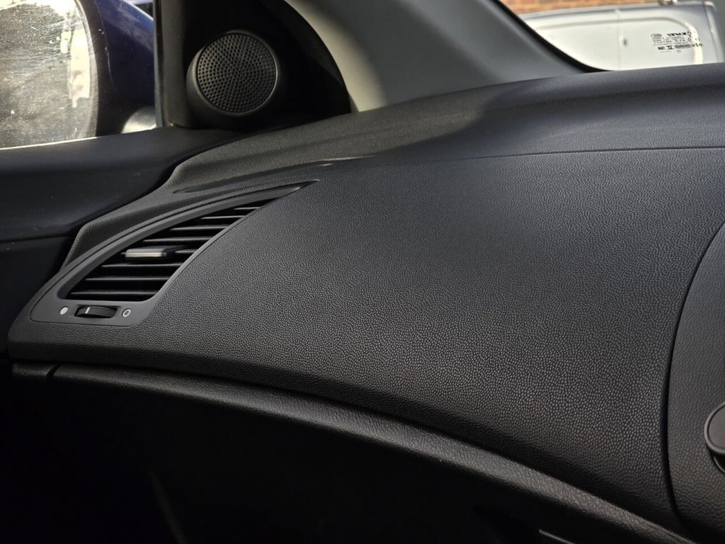 Used Honda Civic 2010 for sale - 78212563: Photo 29