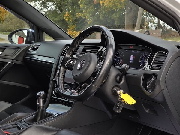 Used Volkswagen Golf 2018 for sale - 76216908: Photo 14