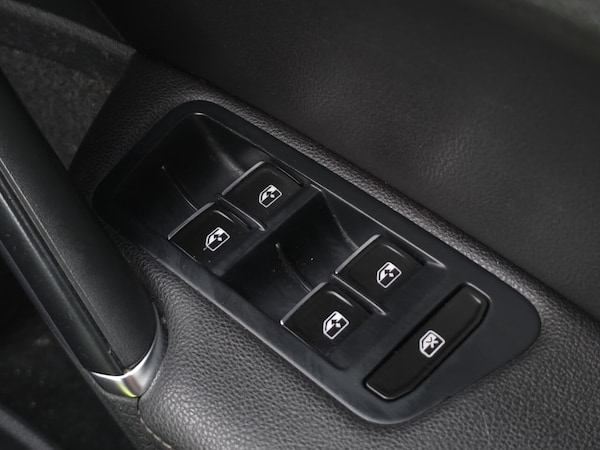 Used Volkswagen Golf 2018 for sale - 76216908: Photo 25