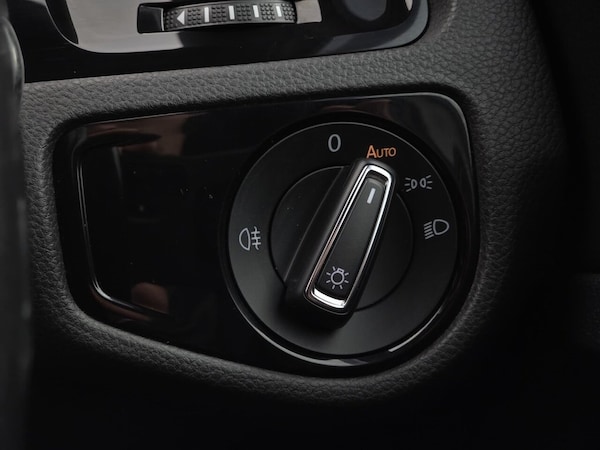 Used Volkswagen Golf 2018 for sale - 76216908: Photo 26