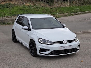 Used Volkswagen Golf 2018 for sale - 76216908: Photo 2