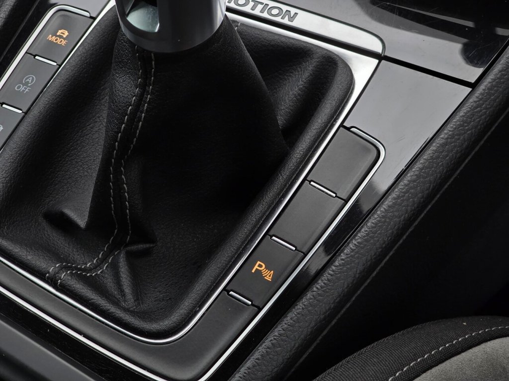 Used Volkswagen Golf 2015 for sale - 76617247: Photo 19