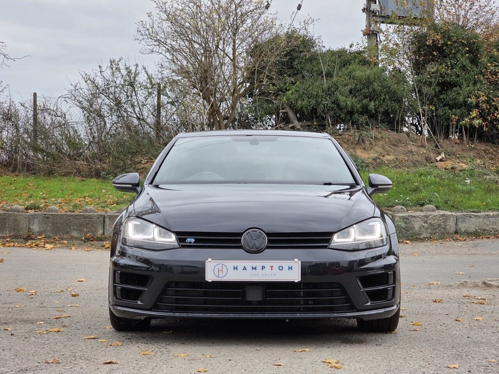 Used Volkswagen Golf 2015 for sale - 76617247: Photo 2