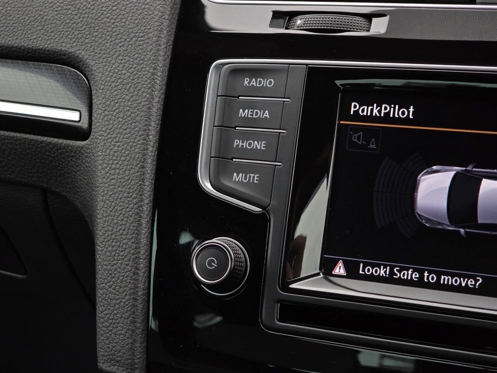 Used Volkswagen Golf 2015 for sale - 76617247: Photo 23