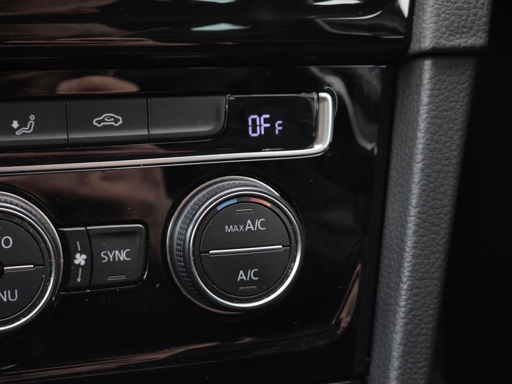 Used Volkswagen Golf 2015 for sale - 76617247: Photo 30