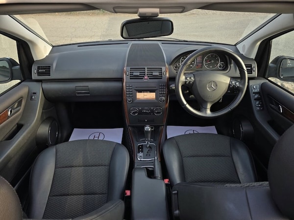 Used Mercedes-Benz A-Class 2010 for sale - 76139882: Photo 10