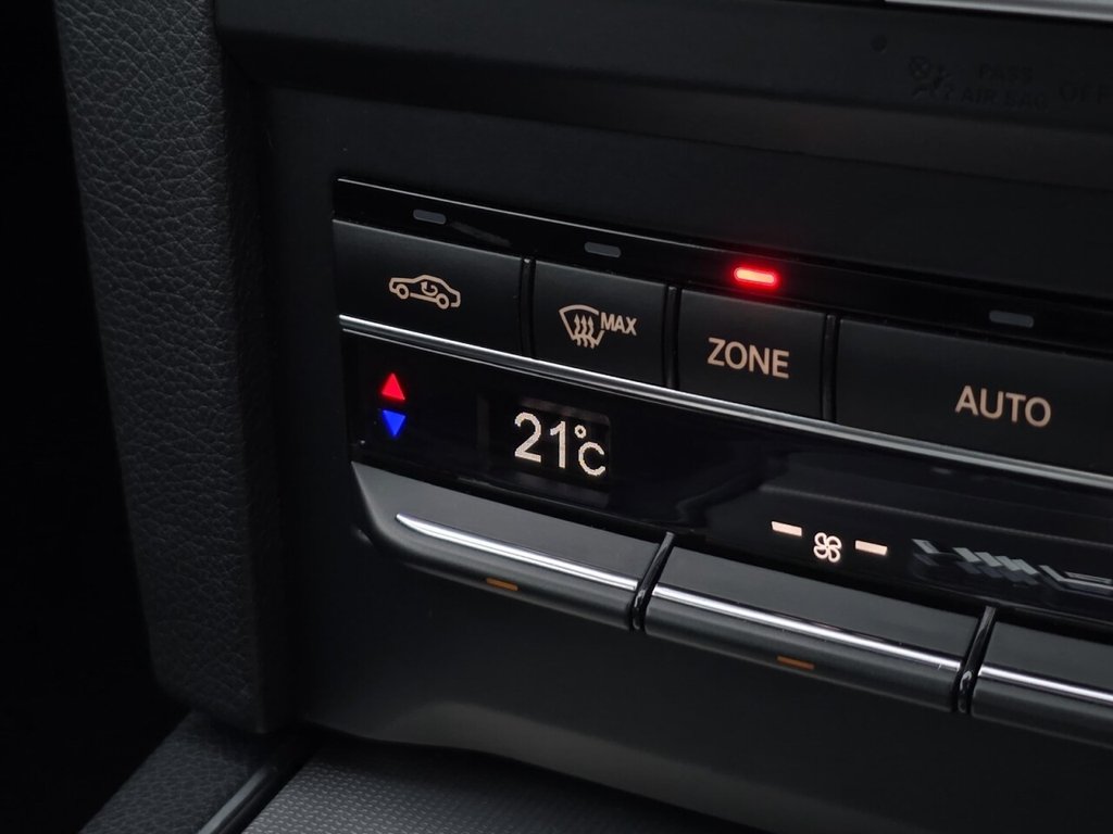 Used Mercedes-Benz E Class 2013 for sale - 76552078: Photo 32