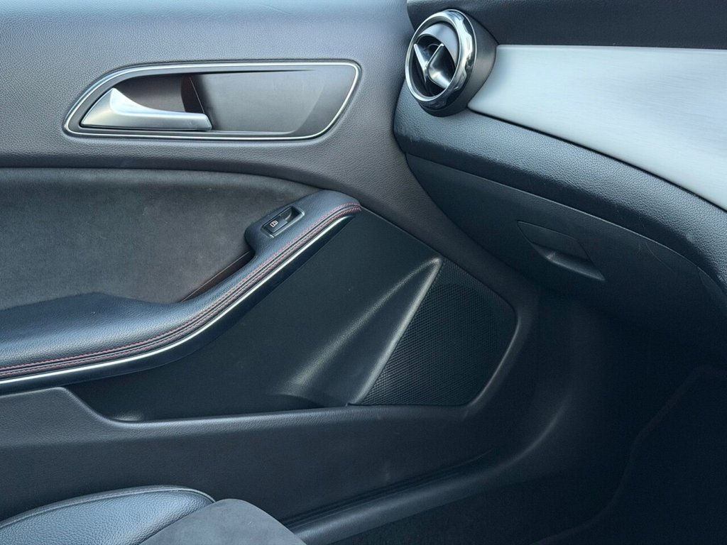 Used Mercedes-Benz GLA 2019 for sale - 76372443: Photo 34