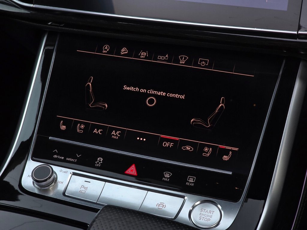 Used Audi Q8 2018 for sale - 77805945: Photo 25