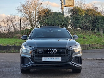 Used Audi Q8 2018 for sale - 77805945: Photo