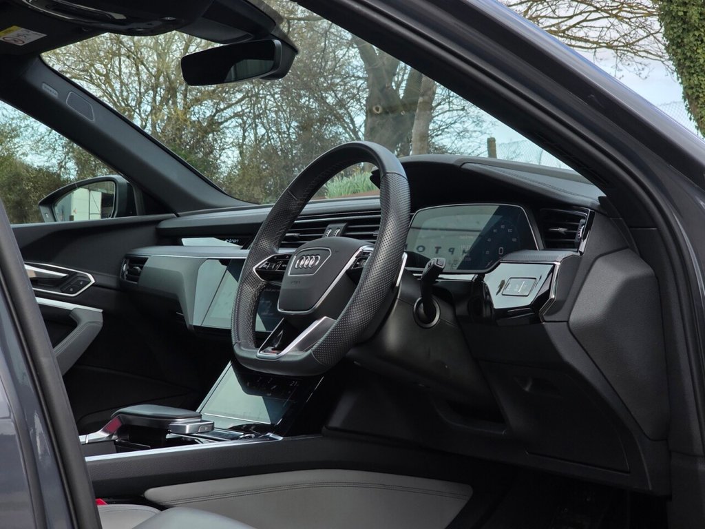 Used Audi Q8 2023 for sale - 78096717: Photo 11