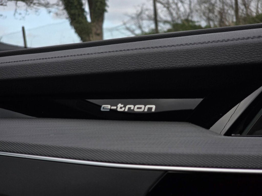 Used Audi Q8 2023 for sale - 78096717: Photo 33