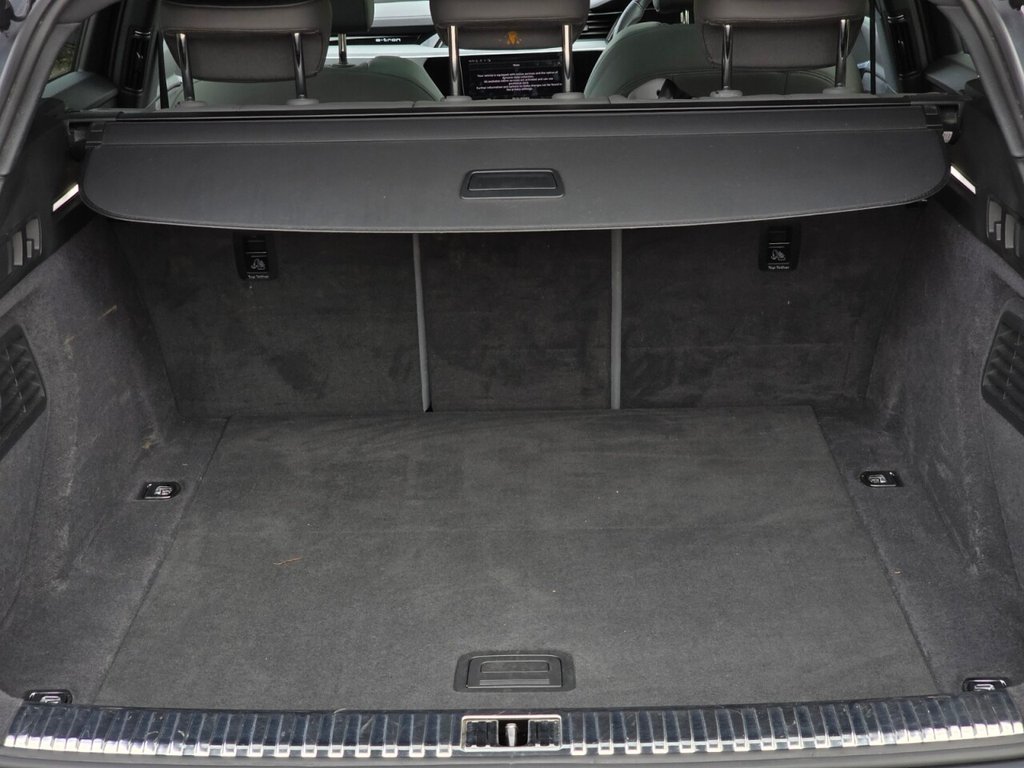 Used Audi Q8 2023 for sale - 78096717: Photo 41