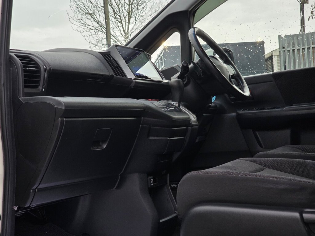 Used Honda Stepwagon 2023 for sale - 77636657: Photo 14