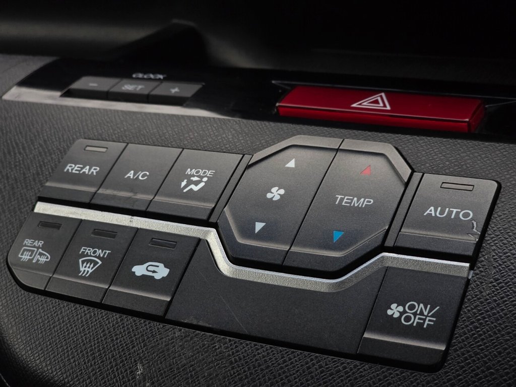 Used Honda Stepwagon 2023 for sale - 77636657: Photo 34