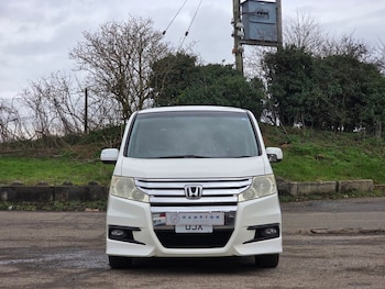 Used Honda Stepwagon 2010 for sale - 77636657: Photo